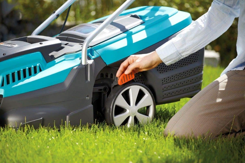 Газонокосилка gardena 37. Газонокосилка gardena powermax 37e. газонокосилка gardena powermax 42e. gardena power max 37e. power max 37 1800 gardena.